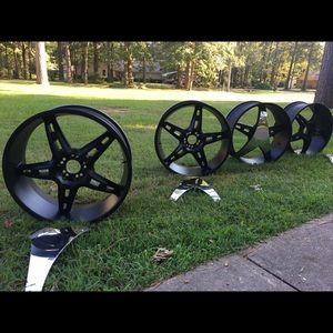 “22” rims 5 lungs